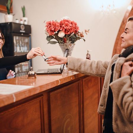 Hotel Grand Hradec Králové Kültér fotó