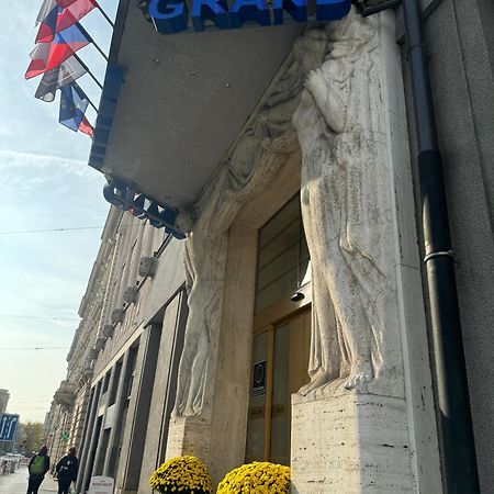 Hotel Grand Hradec Králové Kültér fotó