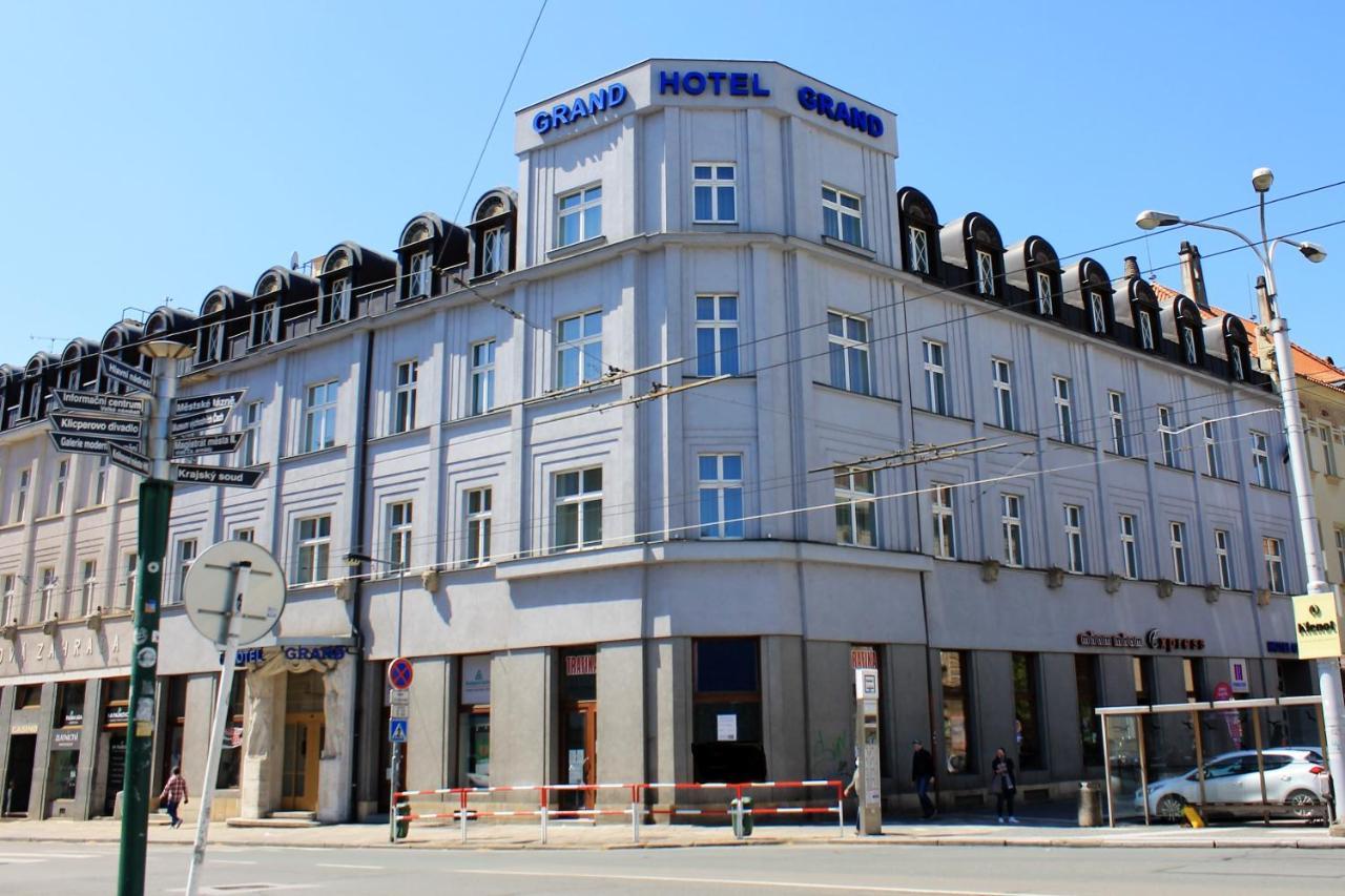 Hotel Grand Hradec Králové Kültér fotó