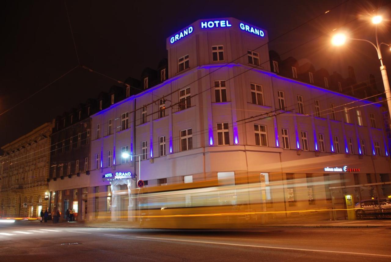 Hotel Grand Hradec Králové Kültér fotó
